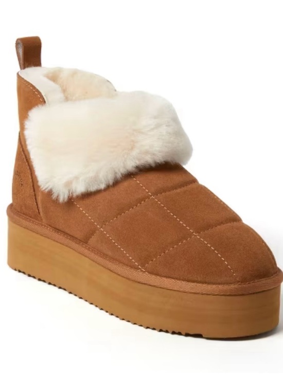Fireside Shoes - Fireside Dearfoams Women's Bayswater Genuine Shearling Quilted Platform Bootie